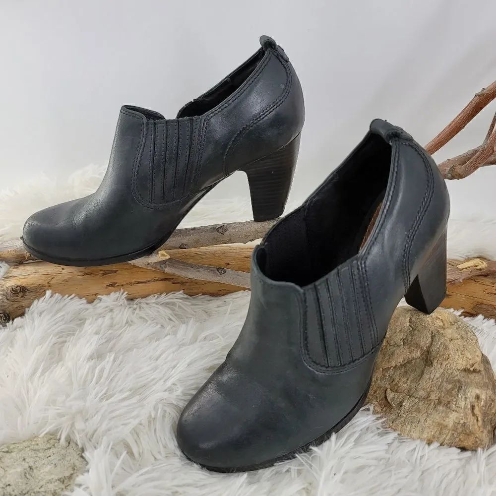 Clarks artisan 62254 slip on leather boot shoes (u)